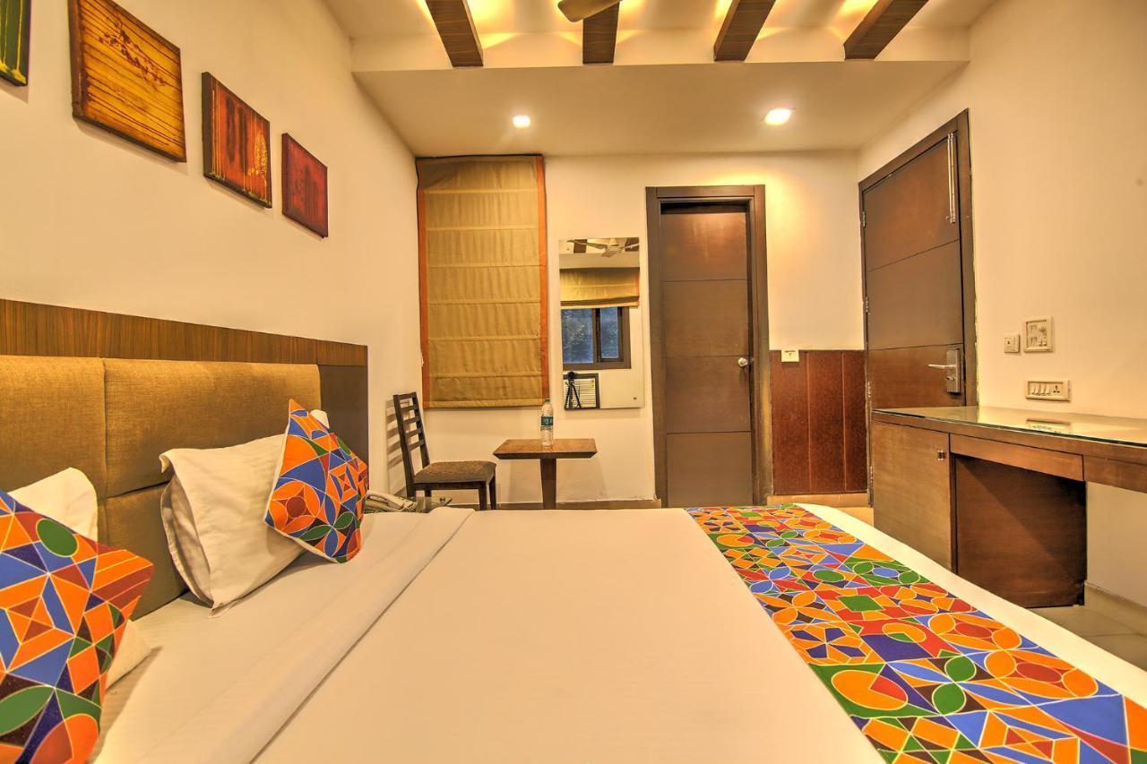 Fabexpress Le Grand Hotel New Delhi Exterior foto
