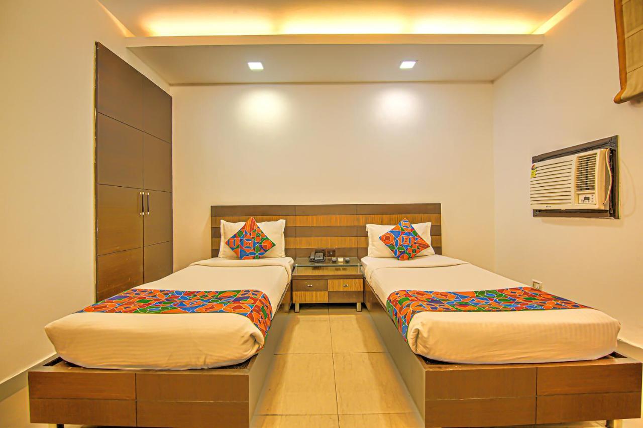 Fabexpress Le Grand Hotel New Delhi Exterior foto
