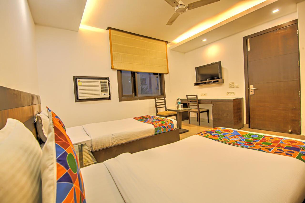Fabexpress Le Grand Hotel New Delhi Exterior foto