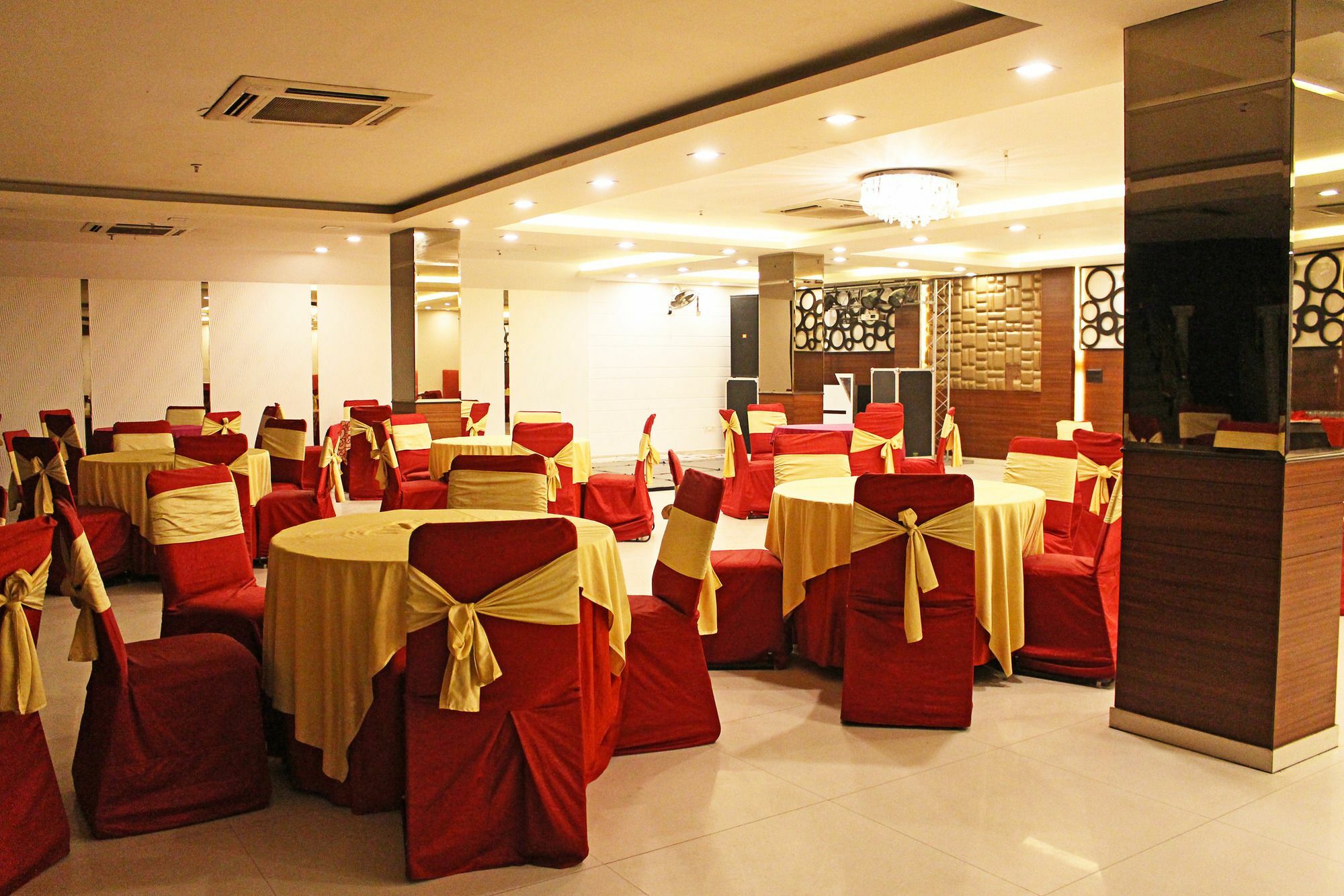 Fabexpress Le Grand Hotel New Delhi Exterior foto