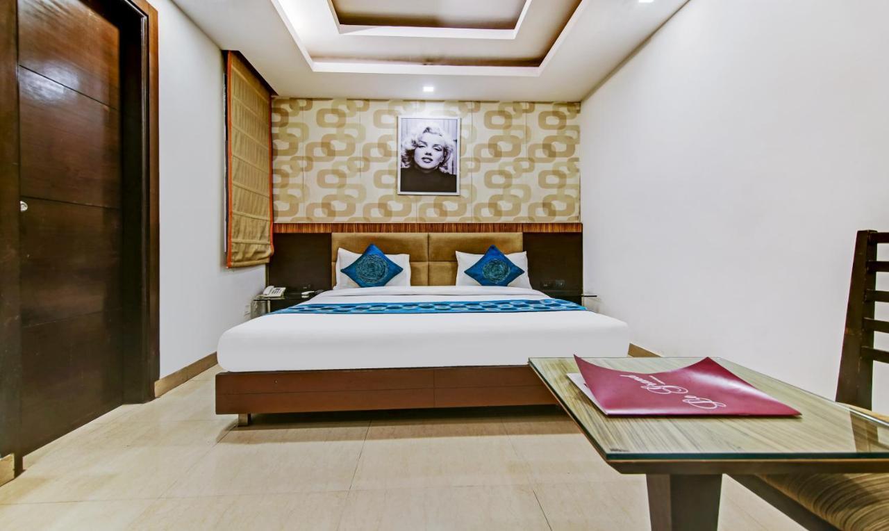 Fabexpress Le Grand Hotel New Delhi Exterior foto